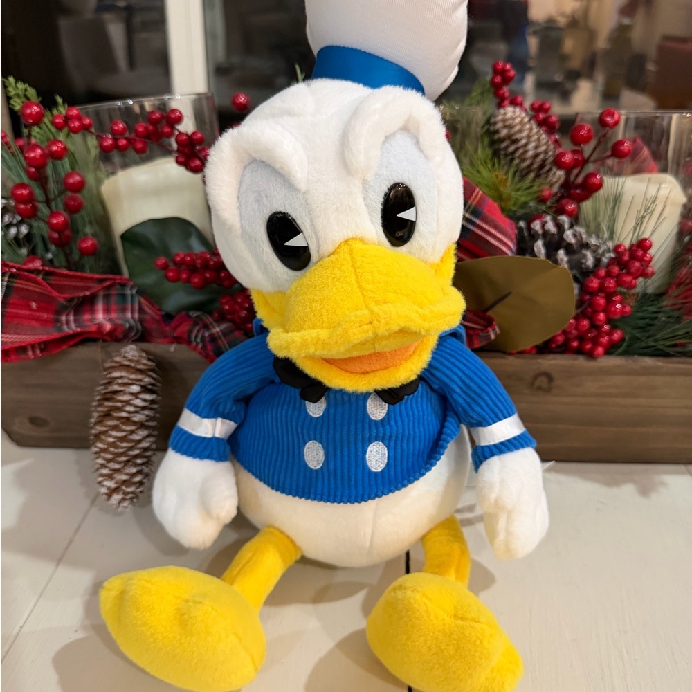 Medium Donald Duck Plush Toy